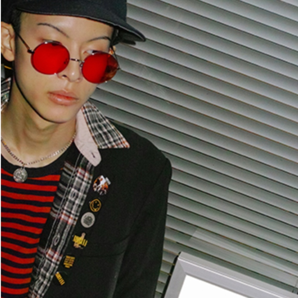 Double Lovers Powder Sunglasses Silver / Red / KOREA